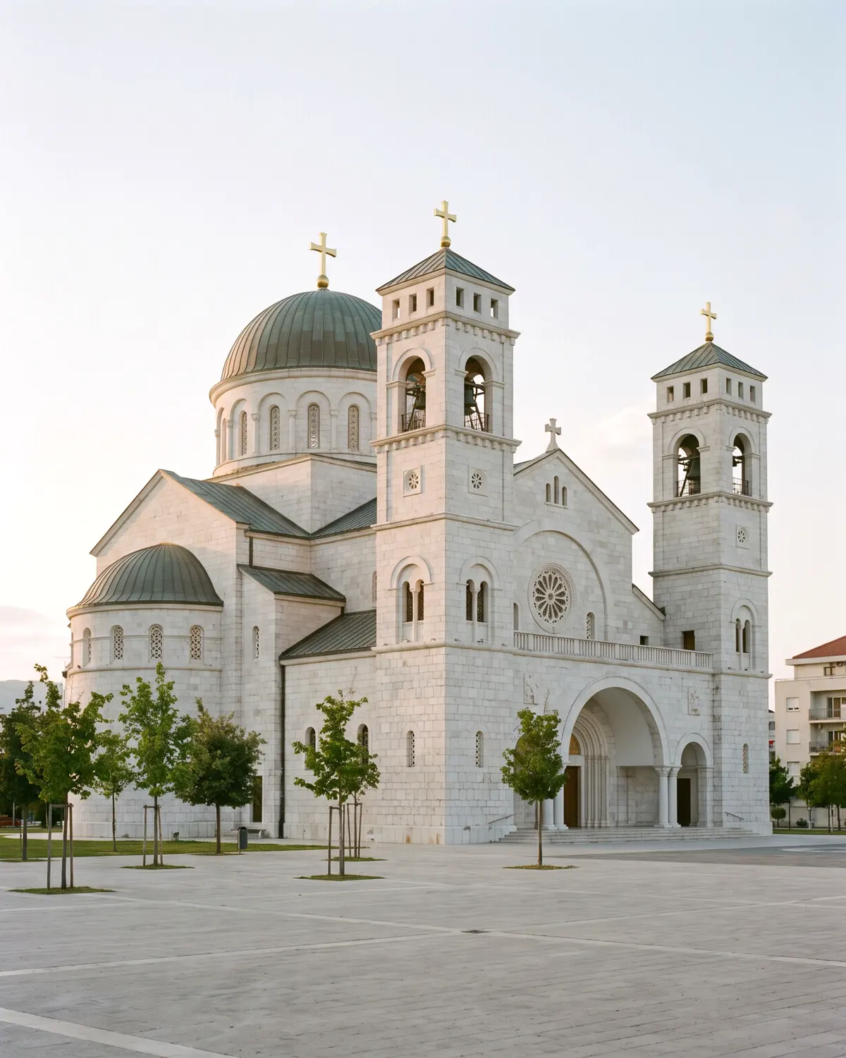 Dört manastır: Ostrog, Cetinje, Dajbabe ve Podgorica